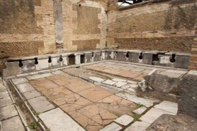 Roman latrines (Image source: Lawrence Lew)